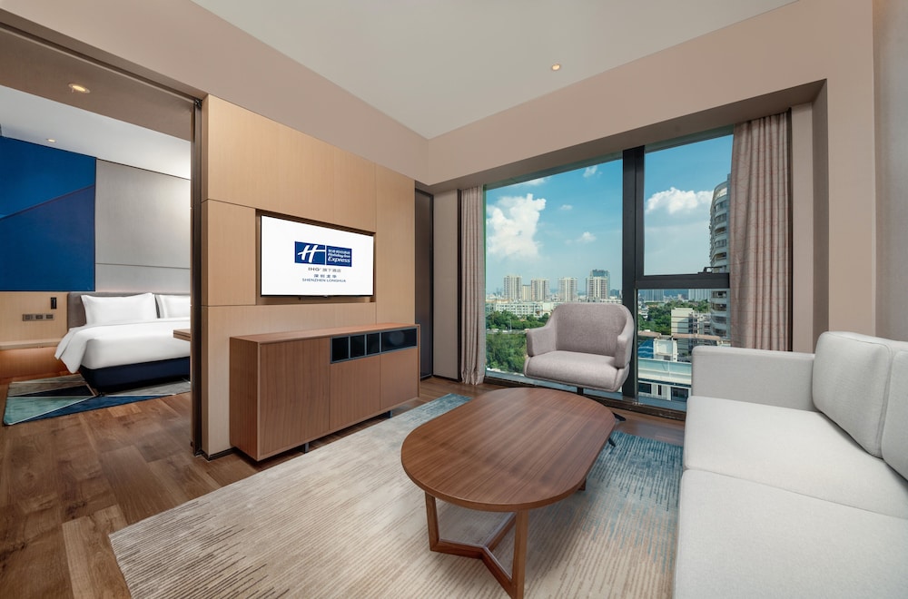 Suite, 1 Bedroom, City View (Living Area) - Photo 1