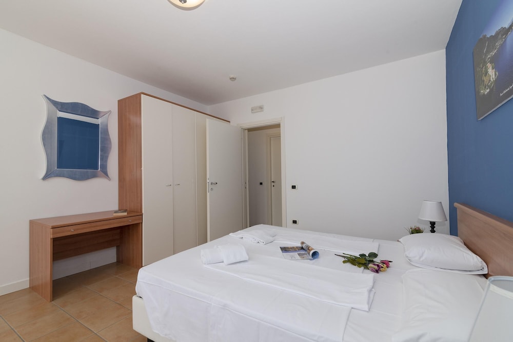 Standard Apartment, 1 Bedroom, Beachside (Porto Letizia T4)