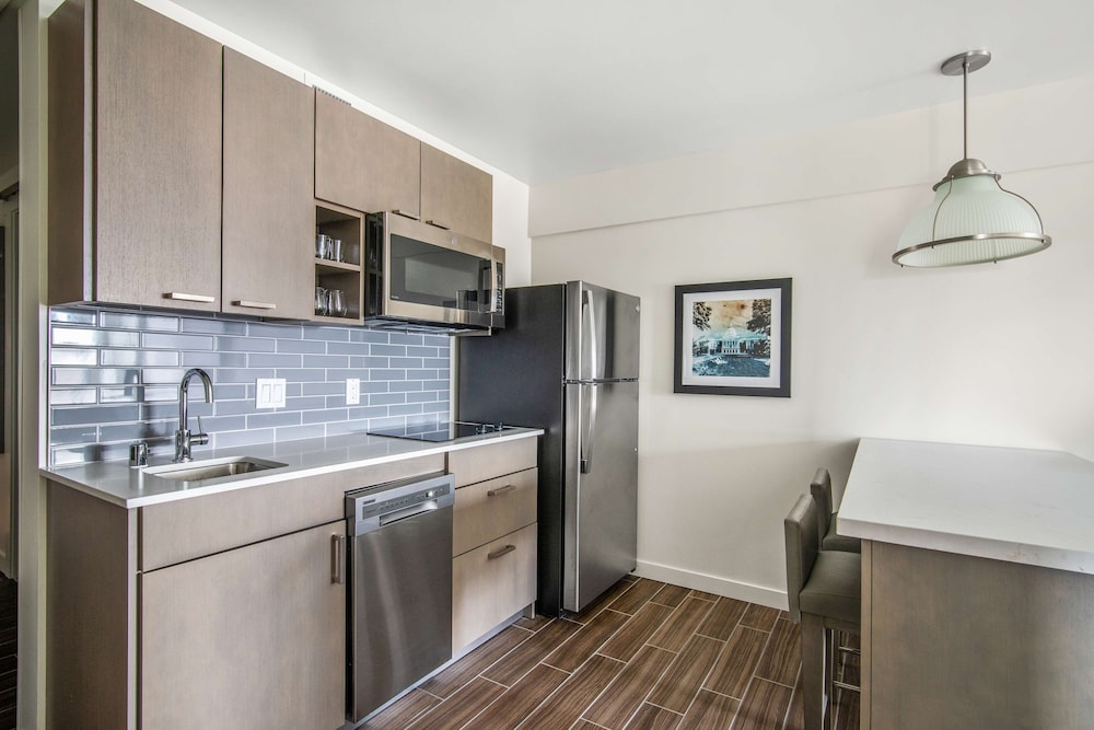 Suite, 1 Bedroom (High Floor)