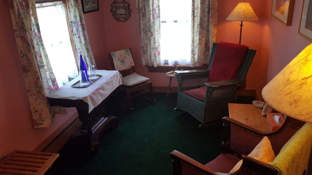 Tree Top Suite photo 1