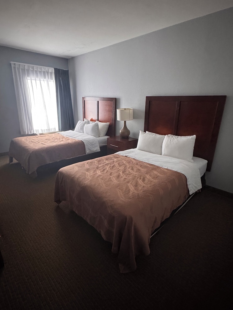 Standard Double Room, 2 Double Beds, Non Smoking - Photo 3