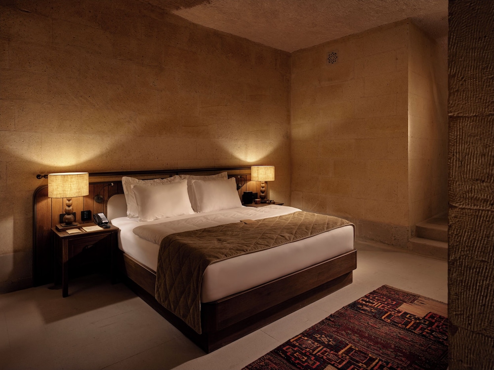 Suite - Photo 2