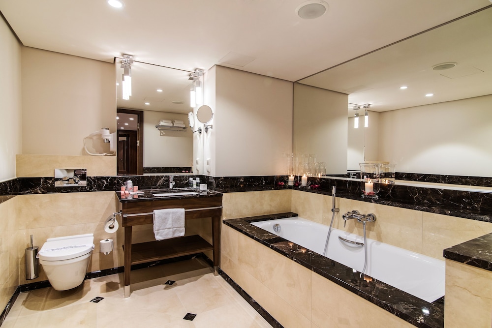Business Apartment - Photo 6