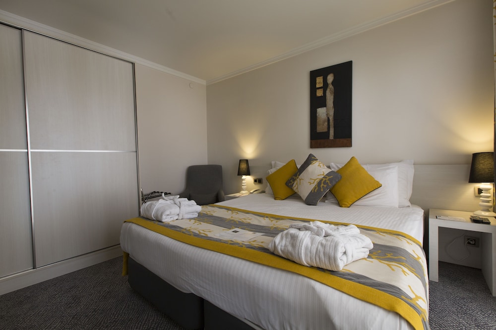 Executive Suite photo 2