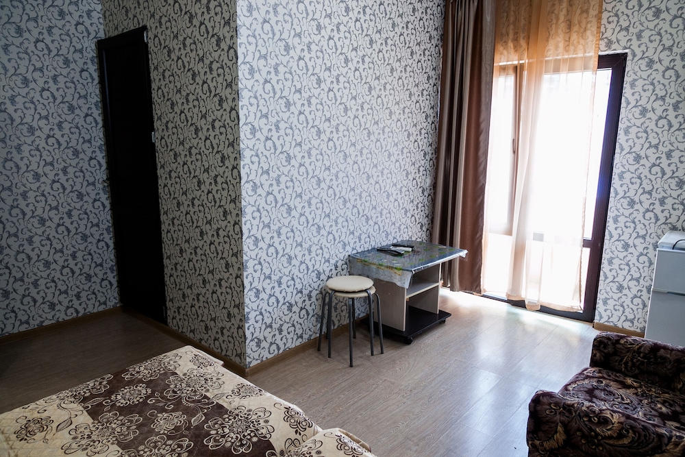 Standard Twin Room photo 2