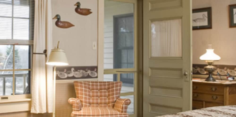 Room (Chesapeake) photo 3