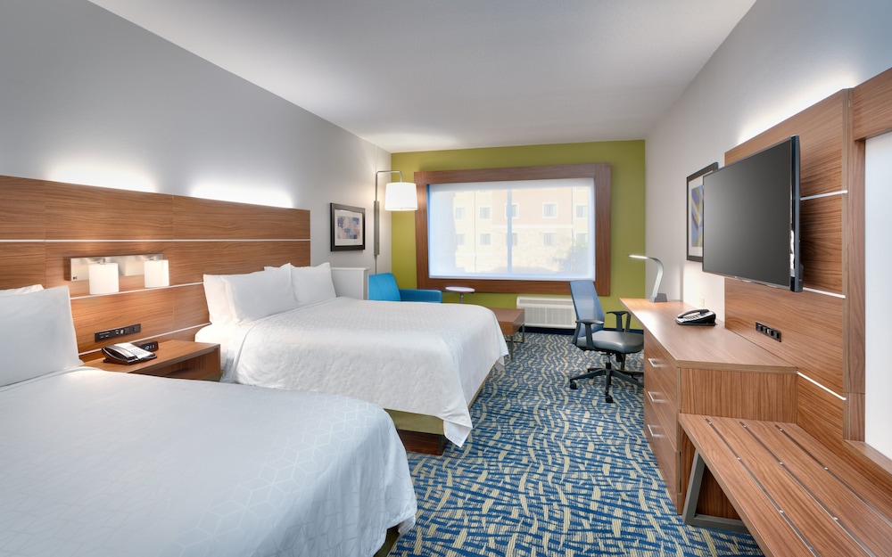 Suite, Multiple Beds