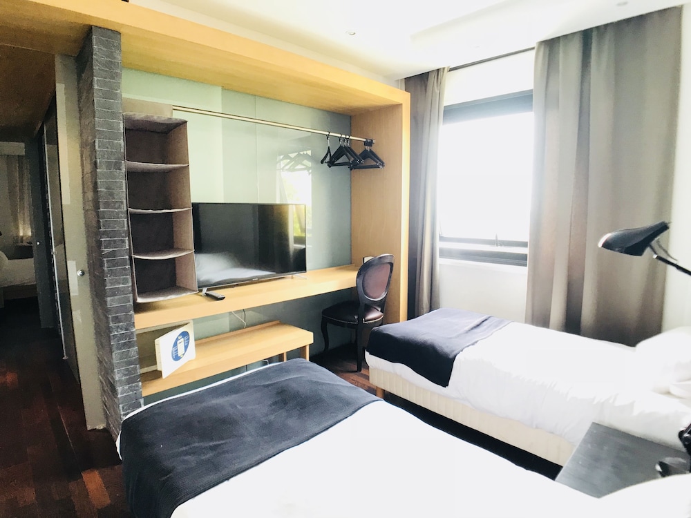 Family Suite, Connecting Rooms, Sea View photo 1
