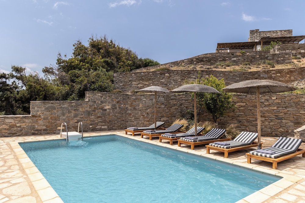Indigo Villa, 4 Bedrooms, Private Pool, Sea View - Photo 2