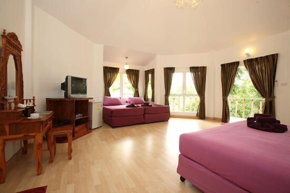 Sea view deluxe cottage (4 pax) photo 1