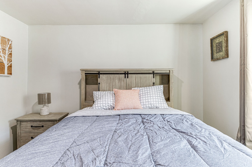 House (2 Bedrooms) photo 2
