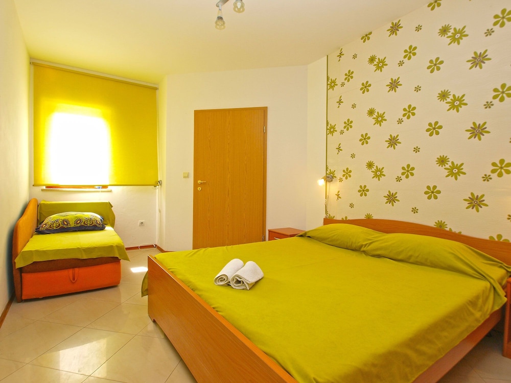 Standard Apartment, 1 Bedroom (1303/12380)