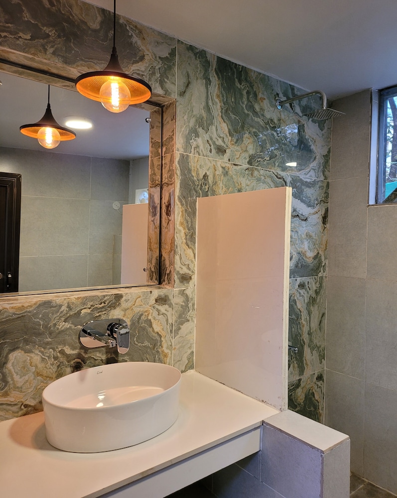 Superior Studio Suite photo 2