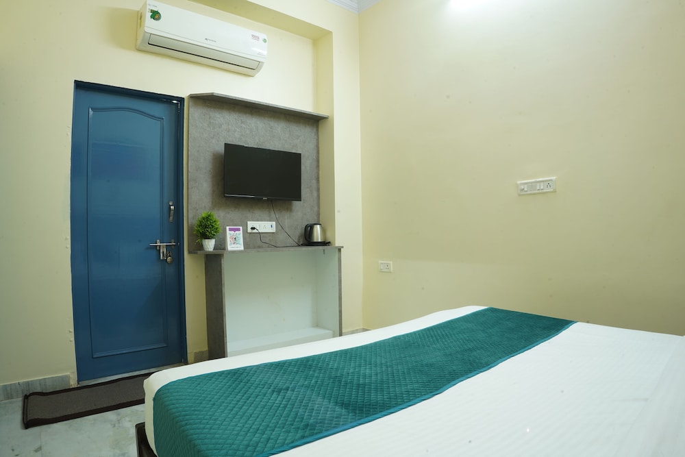 Classic Double Room, Private Bathroom