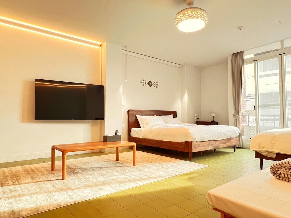 Comfort House, 3 Bedrooms, Non Smoking, Private Bathroom photo 1