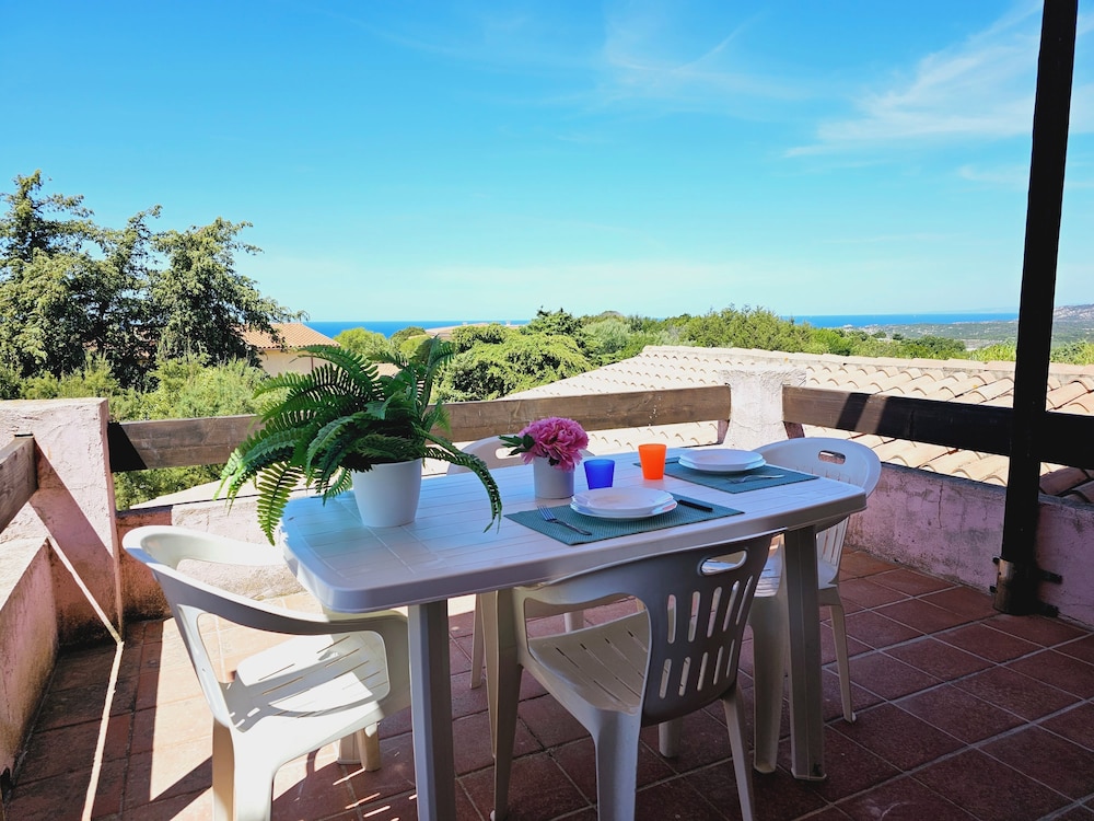 Panoramic Apartment, 1 Bedroom, Kitchenette, Sea View photo 3