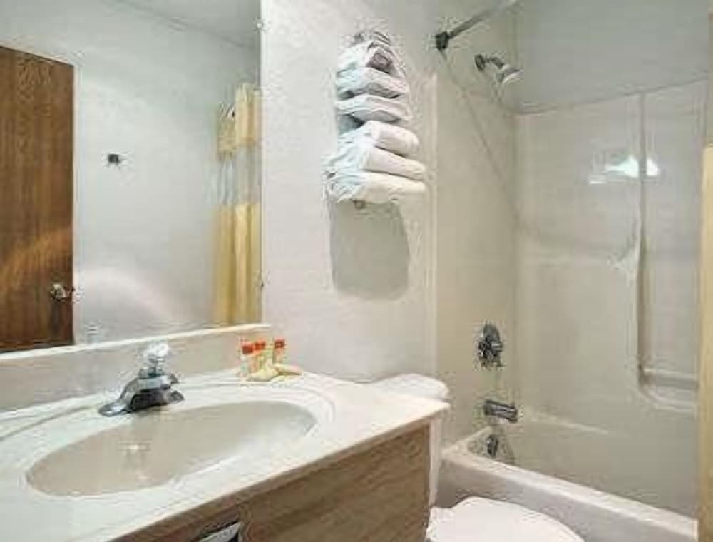 Room, 1 Double Bed, Non Smoking photo 2