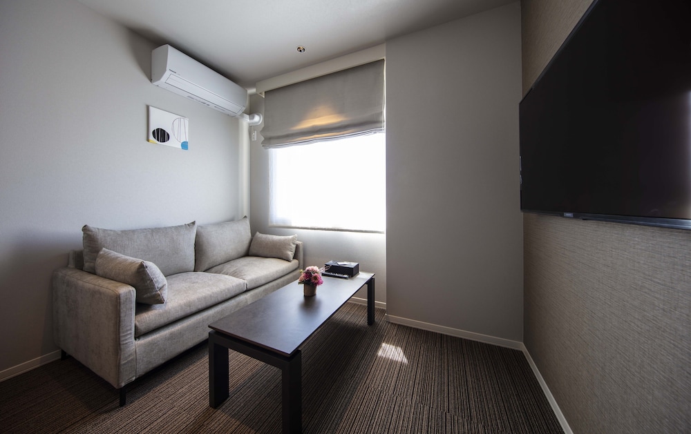 Superior Room, Non Smoking (C) photo 3