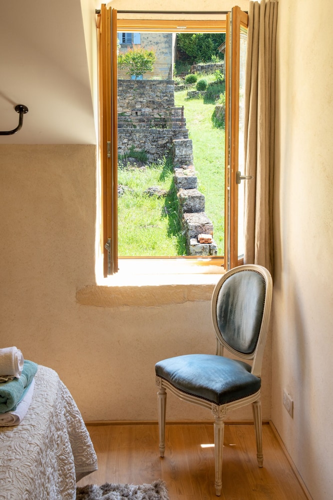 Deluxe Double or Twin Room, Ensuite - Photo 9