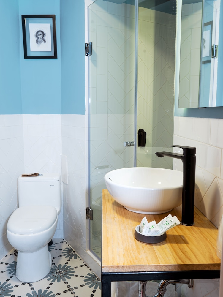 Double Room - Photo 29