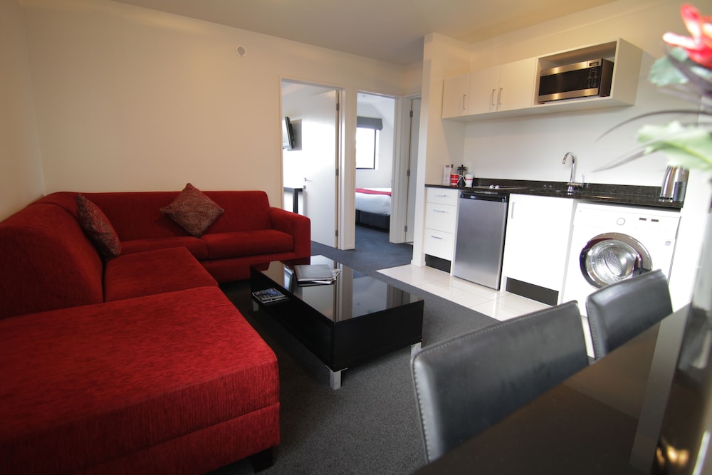 Executive Apartment, 2 Bedrooms - Photo 6