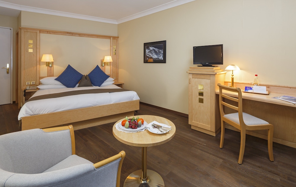 Standard Double Room (Forrest view, located at the rear of the hotel) - Photo 3