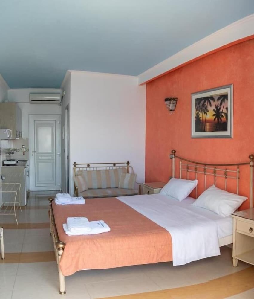 Deluxe Double Room, Sea View - Photo 2