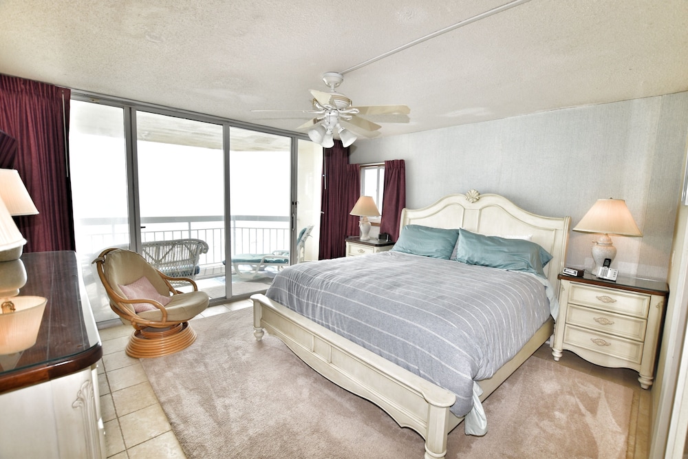 Condo, 3 Bedrooms photo 1