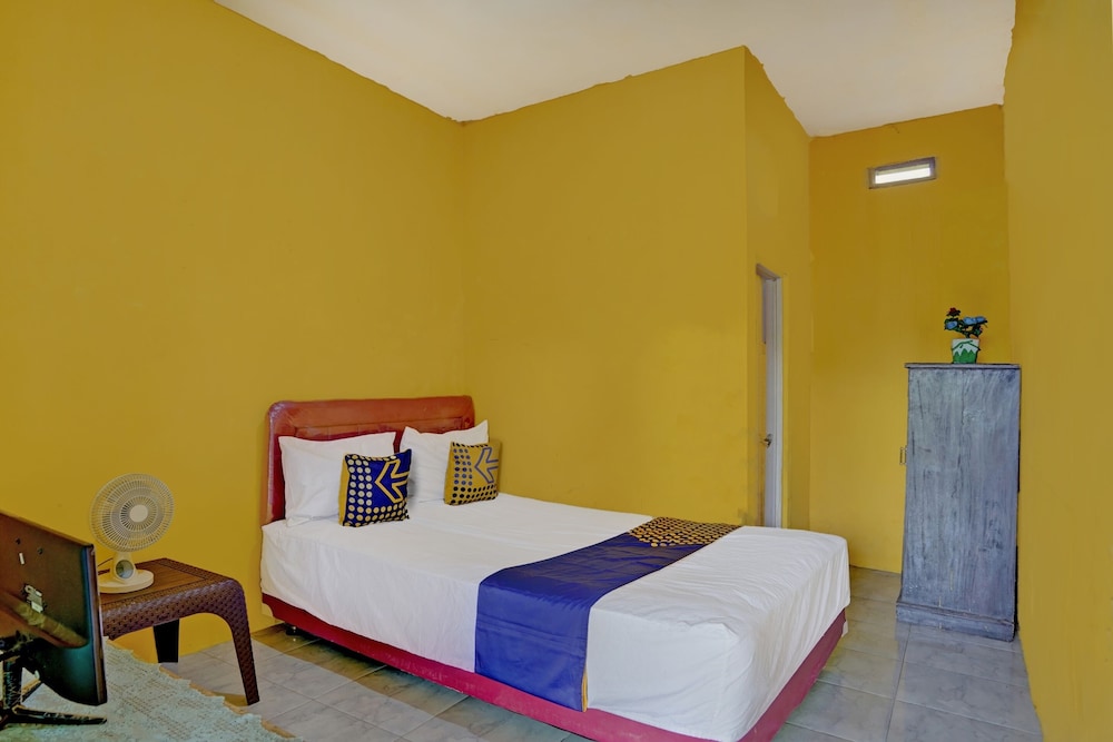 Double Room - Photo 11