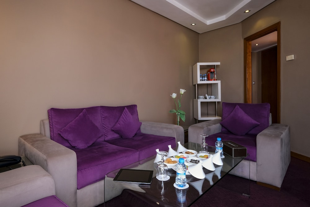 Suite, Terrace, City View (Princely) - Photo 11