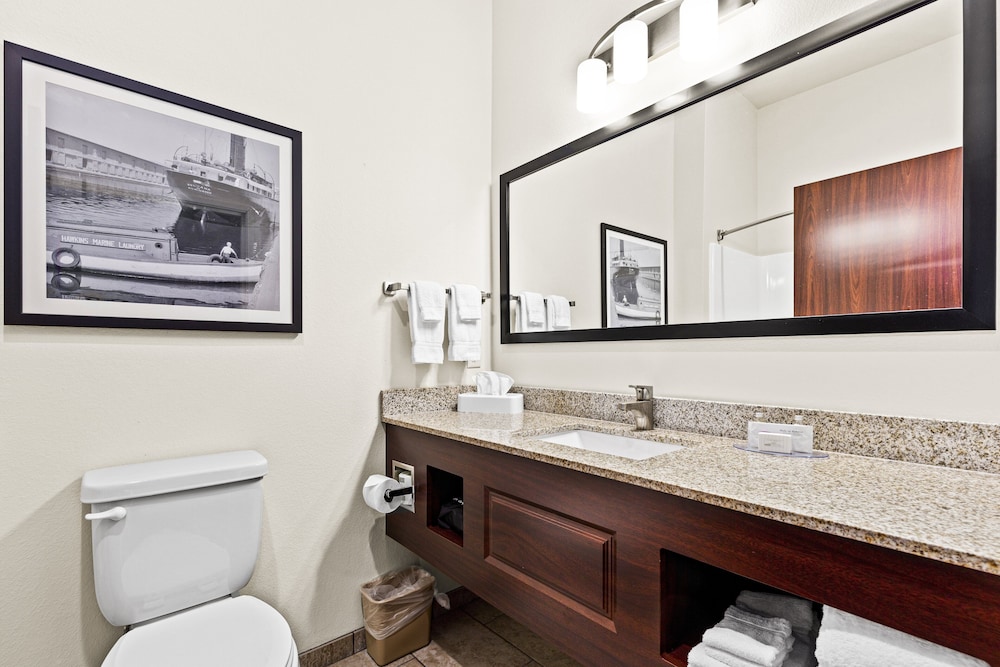 Suite, 1 King Bed with Sofa bed, Non Smoking (Extended Stay) - Photo 8
