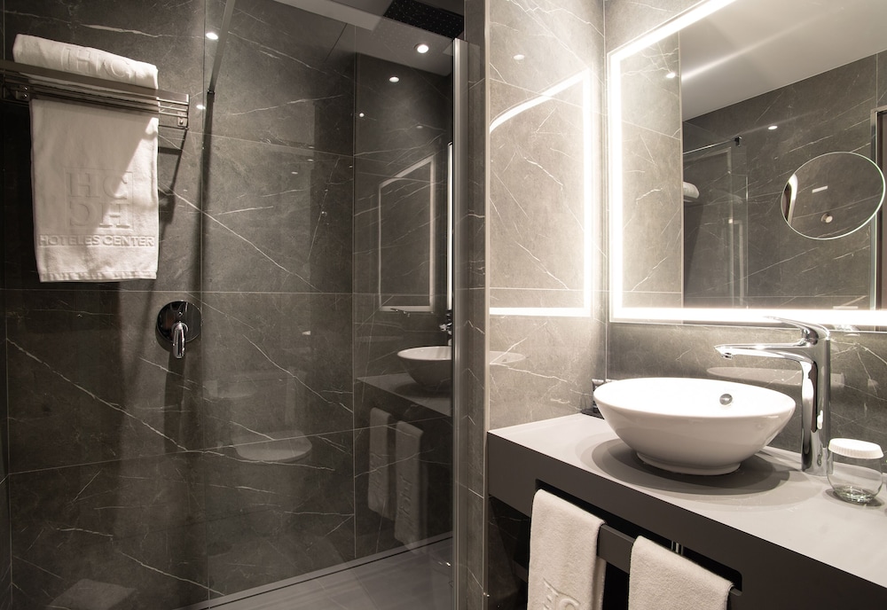 Standard Room - Photo 7