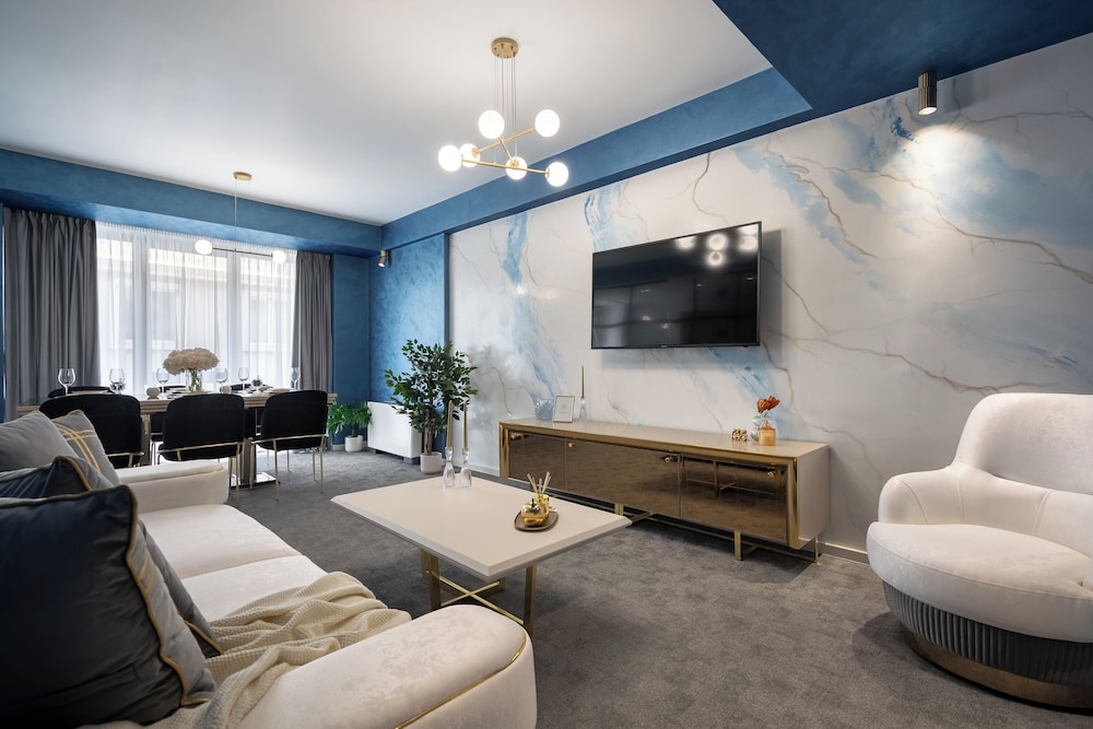 Luxury Apartment
