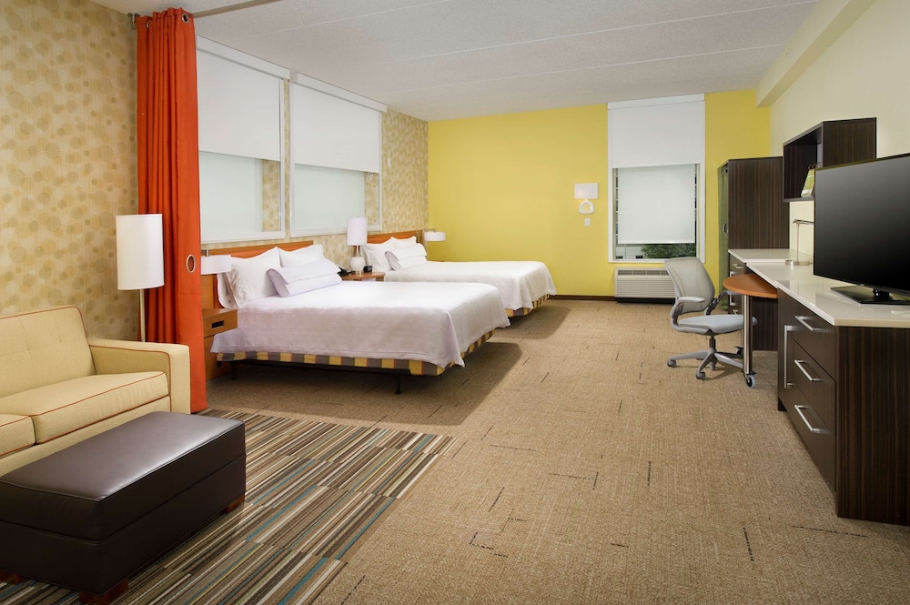 Studio, 2 Queen Beds, Accessible, Bathtub photo 3