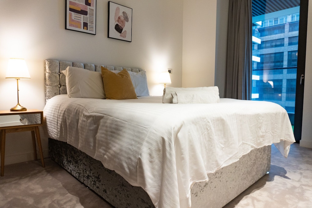 Luxury Apartment photo 3