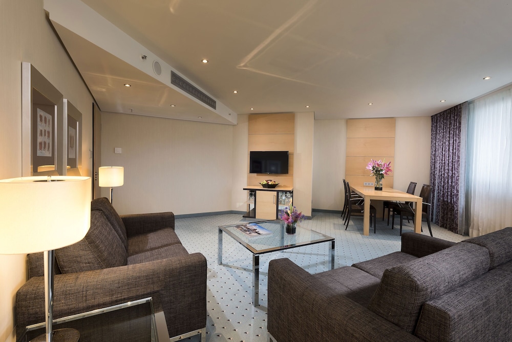 Junior Suite (Double Use) - Photo 5