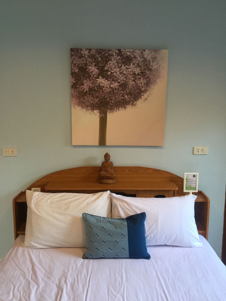 Standard Double Room photo 3