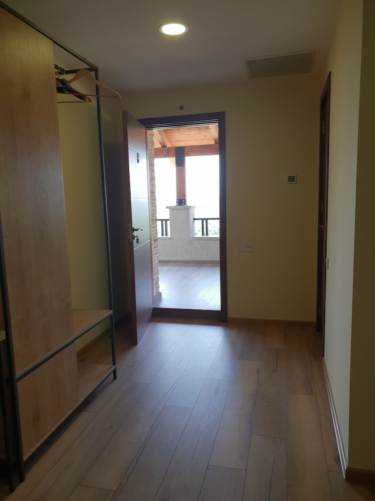 Superior Double or Twin Room - Photo 6