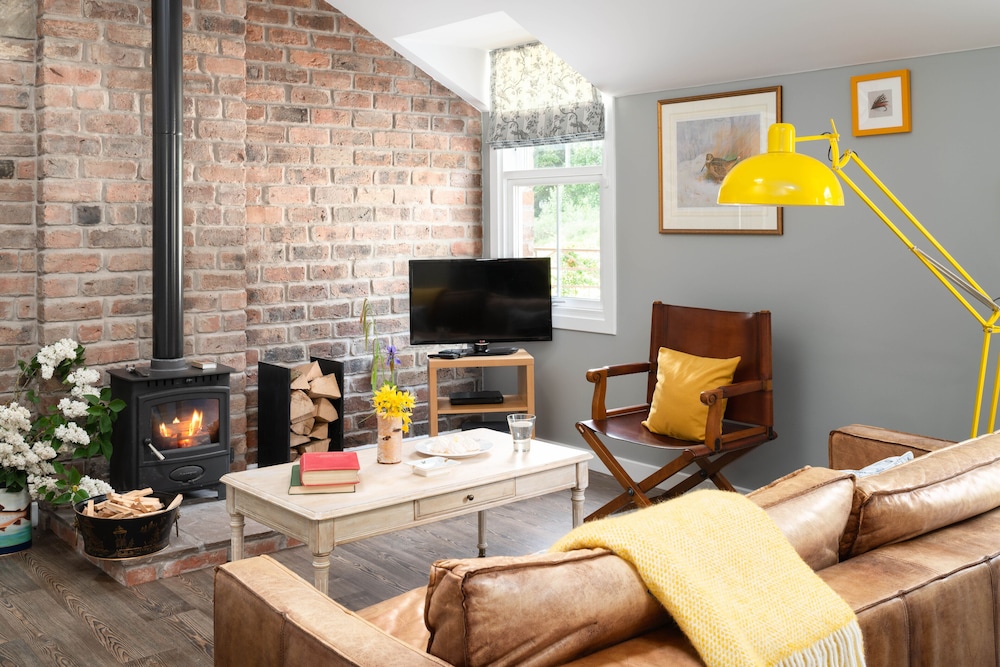 Cottage, Ensuite (2 Bed-Walled Garden) photo 3