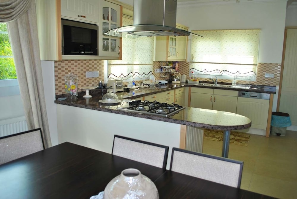 Villa, 3 Bedrooms photo 2