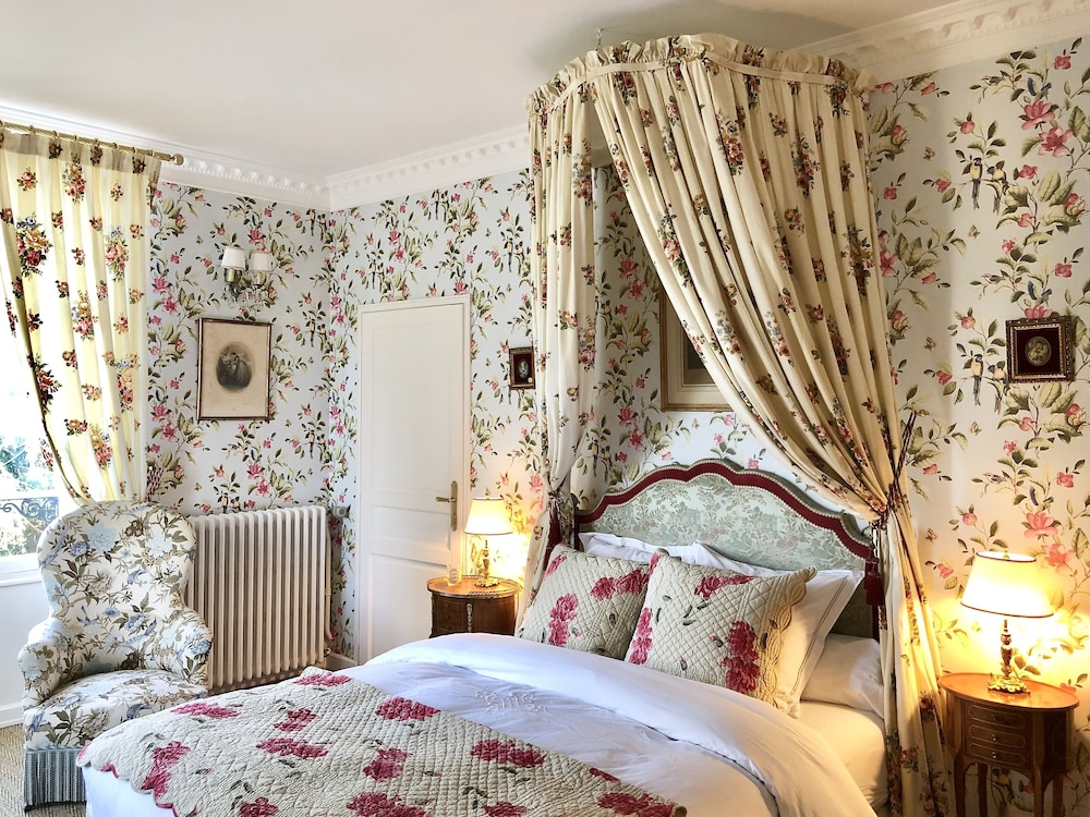 Deluxe Double Room, 1 Queen Bed, Garden View (Trianon) photo 1