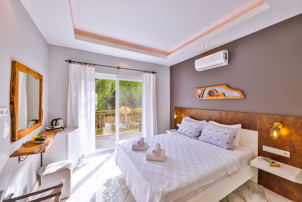 Comfort Double Room, Balcony - Photo 7