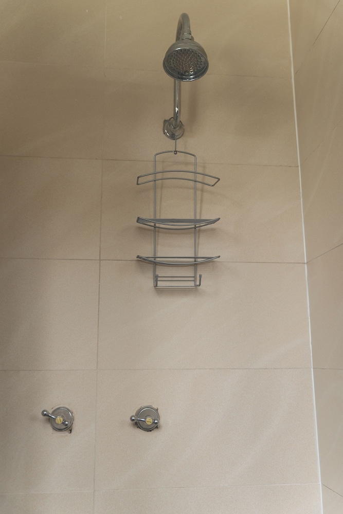 Double Room, Private Bathroom - Photo 7