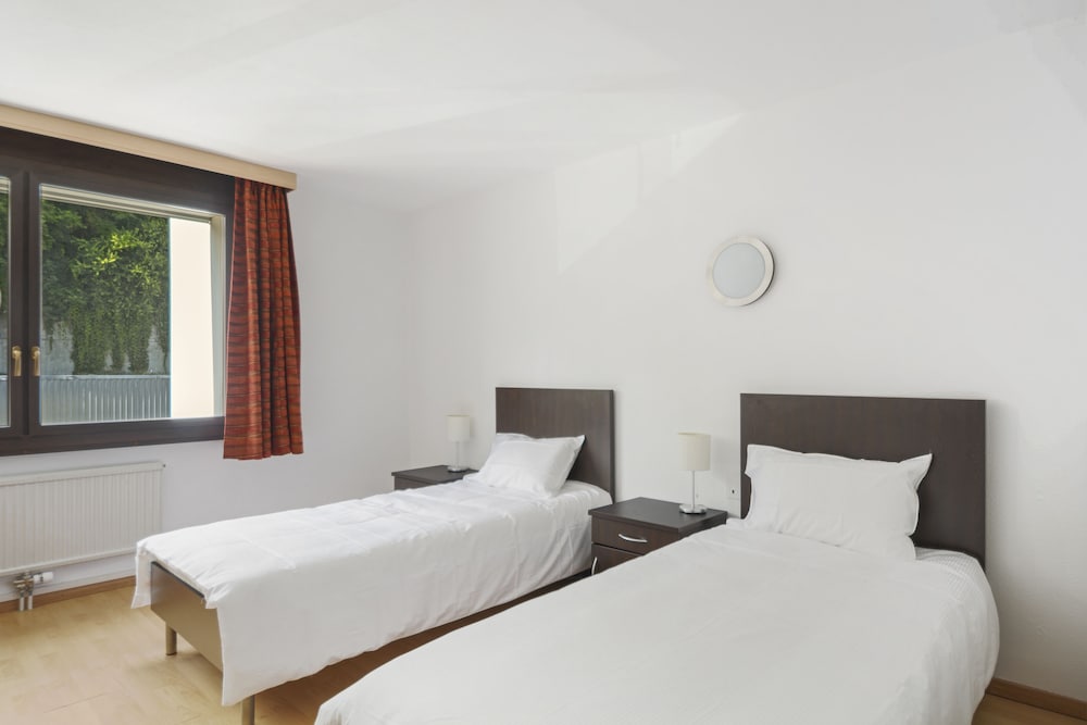 Economy Twin Room photo 1