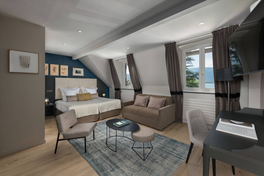 Double Room, Balcony, Partial Lake View