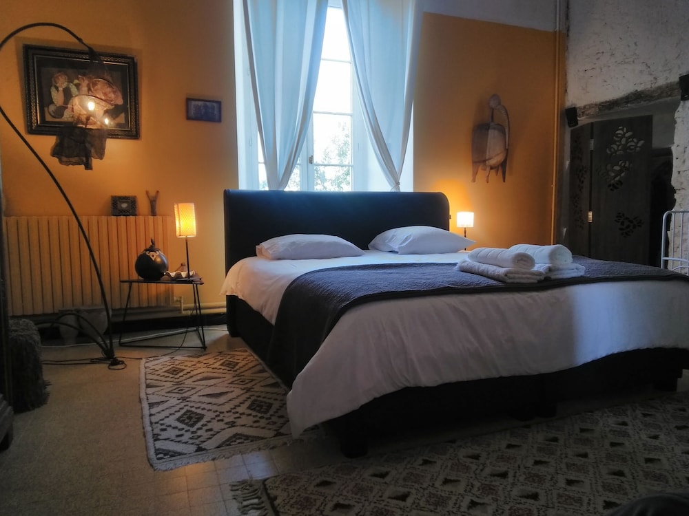 Double Room (Comtesse) Garden/Forest view photo 2