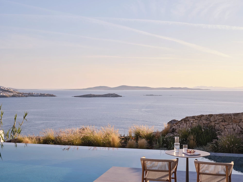 OMEGA 2 Bedrooms Residence with Private Pool & Sea View - Photo 6