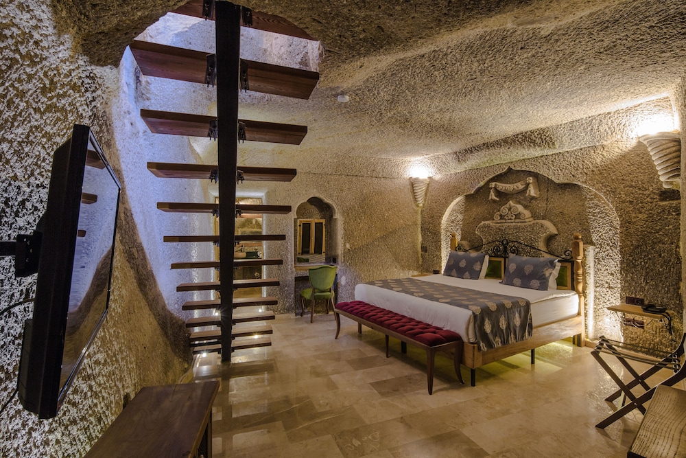 Comfort Suite, City View - Photo 1