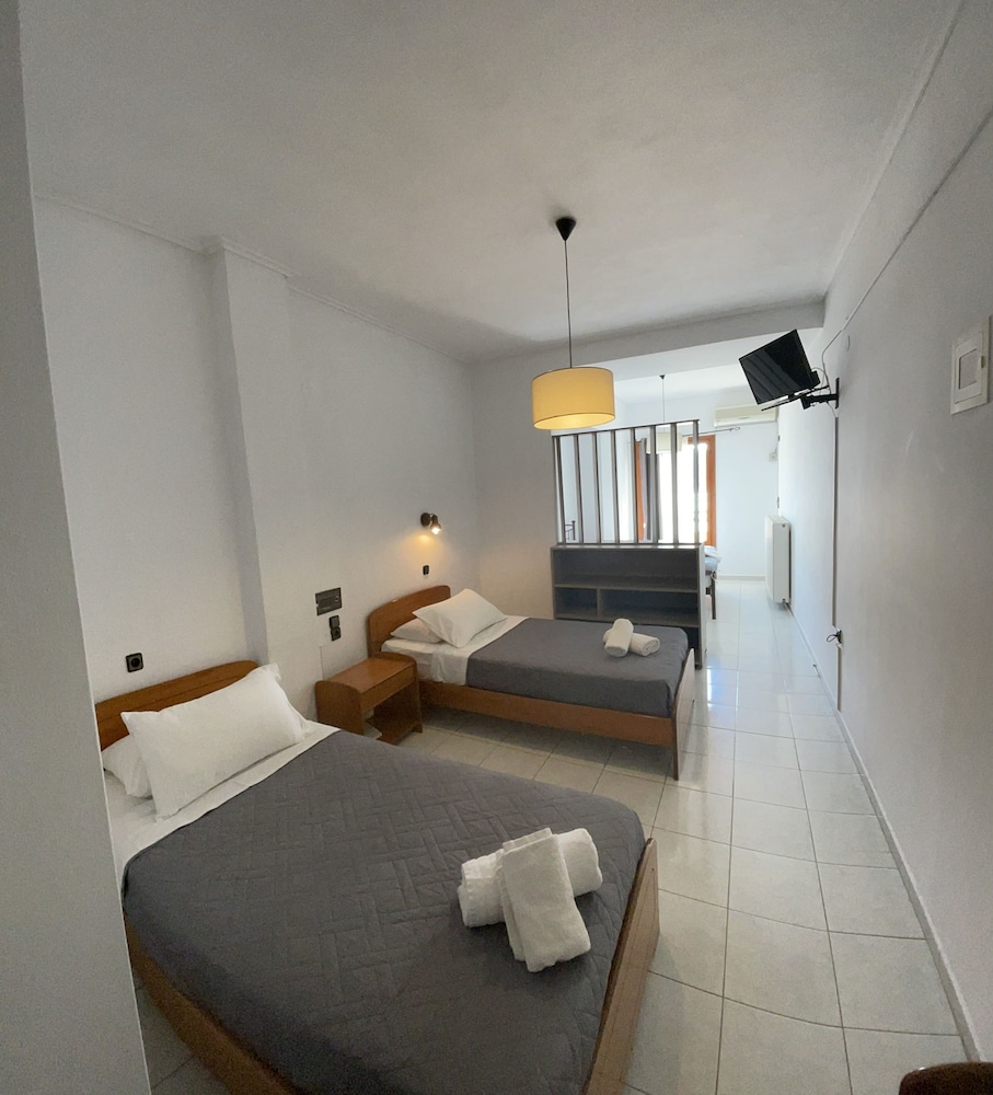 Quadruple Room, Sea View photo 3