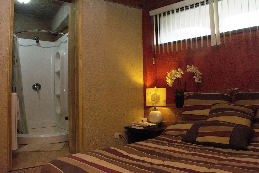 Moderate Room, 1 Full bed photo 1